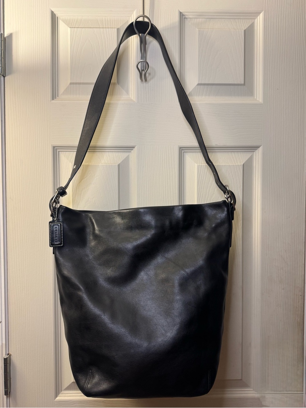 Vintage Coach Black Leather Shoulder Hobo